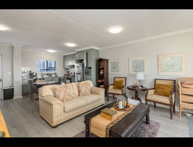 2 BEDROOM TOWNHOUSE SOLD IN SUNNINGDALE